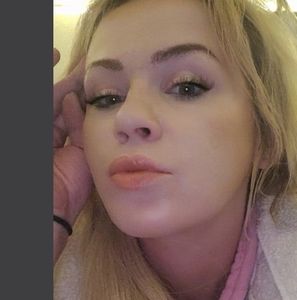 Meet your Posher, Alina